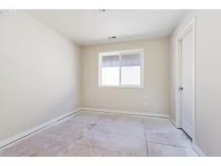 Photo #4: 20039330 Listing 