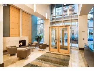 Photo #2: 20041885 Listing 