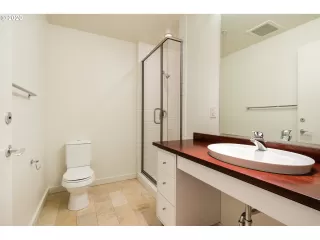 Photo #4: 20041885 Listing 