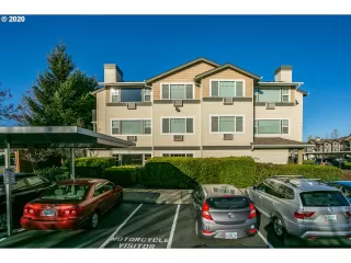 Photo #2: 20043798 Listing