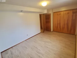 Photo #1: 20043867 Listing