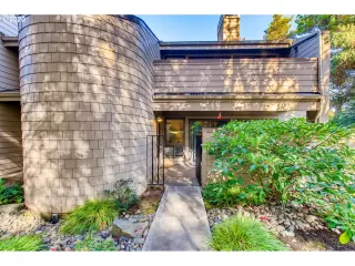 Photo #1: 20045069 Listing