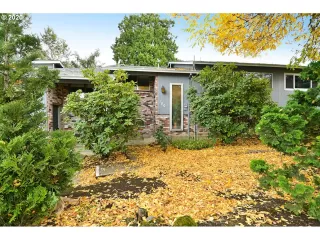 Photo #1: 20046526 Listing 
