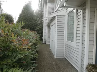 Photo #4: 20046849 Listing