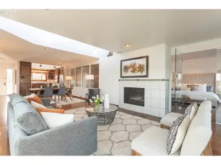 Photo #6: 20047326 Listing 