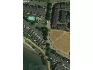 Photo #1: 20048037 Listing