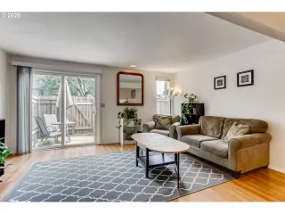 Photo #4: 20048954 Listing 