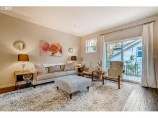 Photo #2: 20051687 Listing