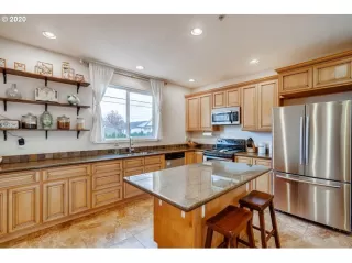 Photo #6: 20051687 Listing