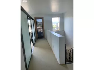 Photo #6: 20051787 Listing 