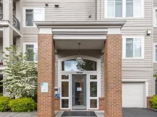 Photo #2: 20052721 Listing