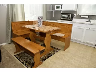 Photo #4: 20053304 Listing