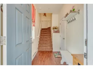 Photo #2: 20054997 Listing 