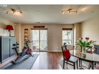 Photo #3: 20055336 Listing 