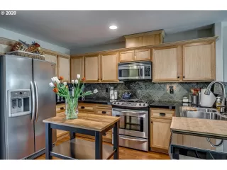 Photo #6: 20055336 Listing 