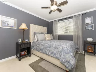 Photo #2: 20055731 Listing