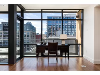 Photo #6: 20056550 Listing