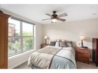 Photo #4: 20056887 Listing