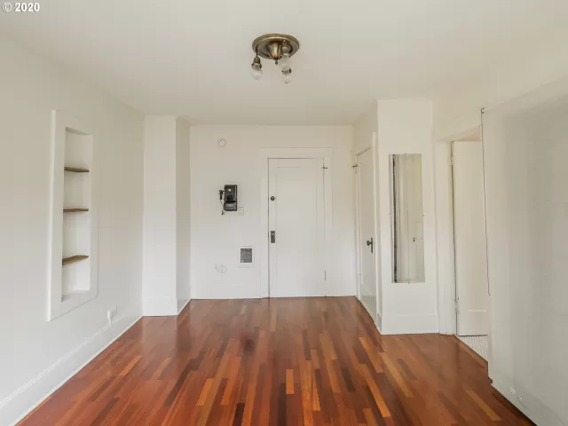 MLS: 20057318 Condo For Sale