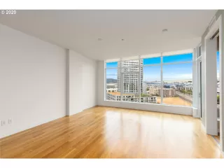 Photo #2: 20057710 Listing