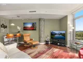 Photo #1: 20057825 Listing 