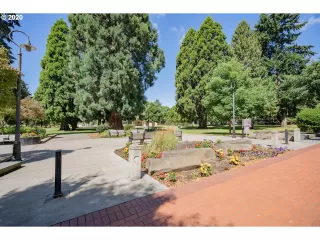 Photo #1: 20058636 Listing