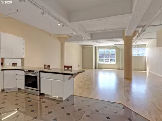 Photo #2: 20058744 Listing 