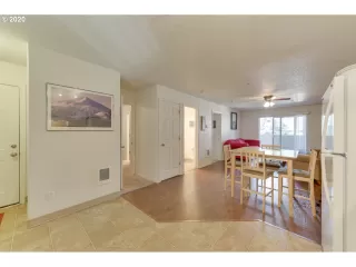 Photo #1: 20058807 Listing 