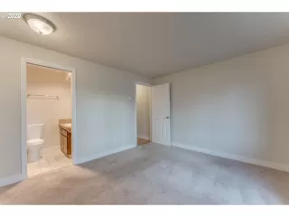 Photo #2: 20061480 Listing