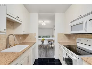 Photo #1: 20061859 Listing 