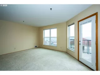 Photo #3: 20062172 Listing 