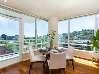 Photo #5: 20062809 Listing