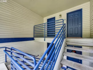 Photo #2: 20063813 Listing