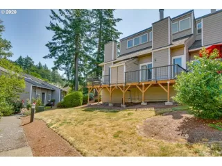 Photo #2: 20063918 Listing