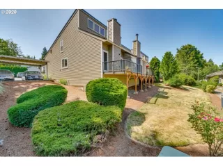 Photo #3: 20063918 Listing