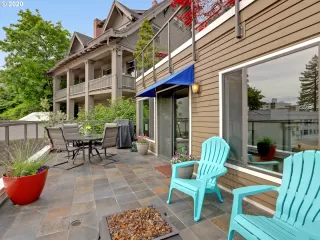 Photo #5: 20065134 Listing