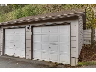 Photo #2: 20066007 Listing