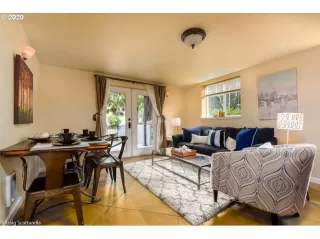Photo #3: 20066030 Listing 