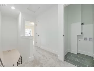 Photo #3: 20066758 Listing