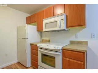 Photo #1: 20067374 Listing