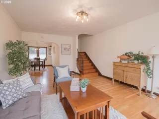 Photo #1: 20068181 Listing 