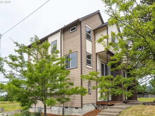 MLS: 20068262 Condo For Sale
