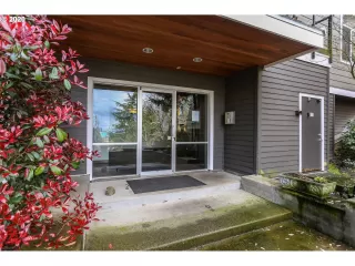 Photo #2: 20071490 Listing