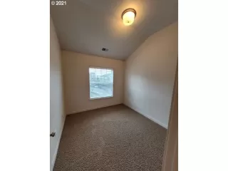 Photo #4: 20072323 Listing