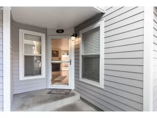 Photo #2: 20073876 Listing