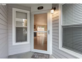 Photo #3: 20073876 Listing