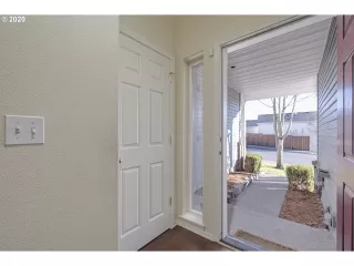 Photo #2: 20074998 Listing 