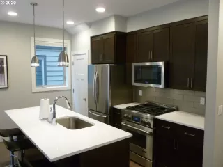 Photo #1: 20075600 Listing