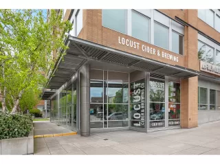 Photo #1: 20075895 Listing