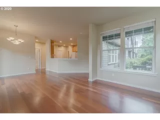 Photo #1: 20076107 Listing